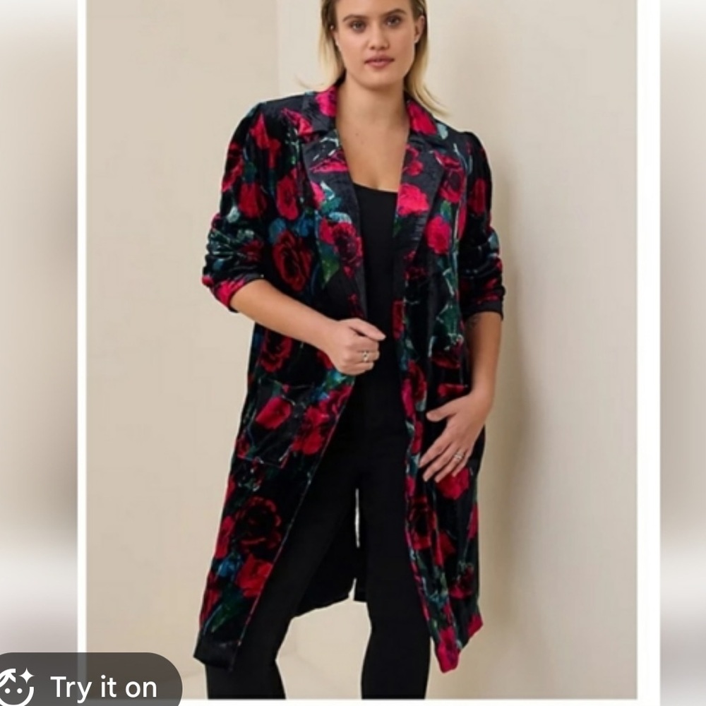 Torrid Black Floral Velvet Duster Long Kimono Dark Romantic Whimsigoth Sz 3